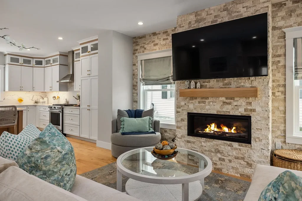 1230 Islington Street, Portsmouth