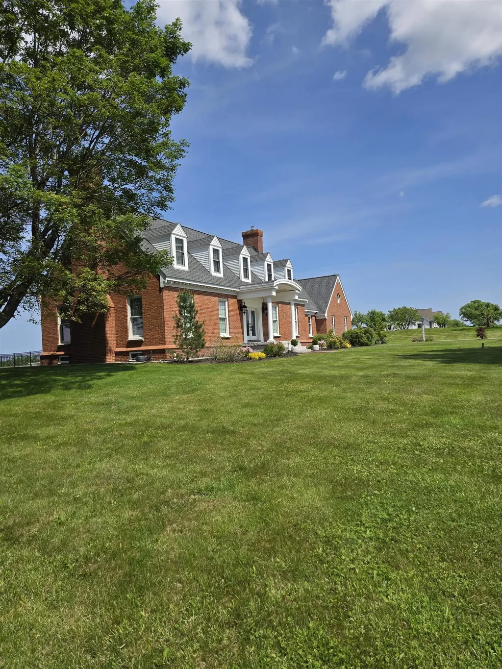 51 Bingham Road, Gilmanton