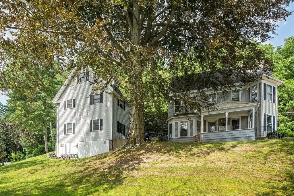 34 Floral Avenue, Dover