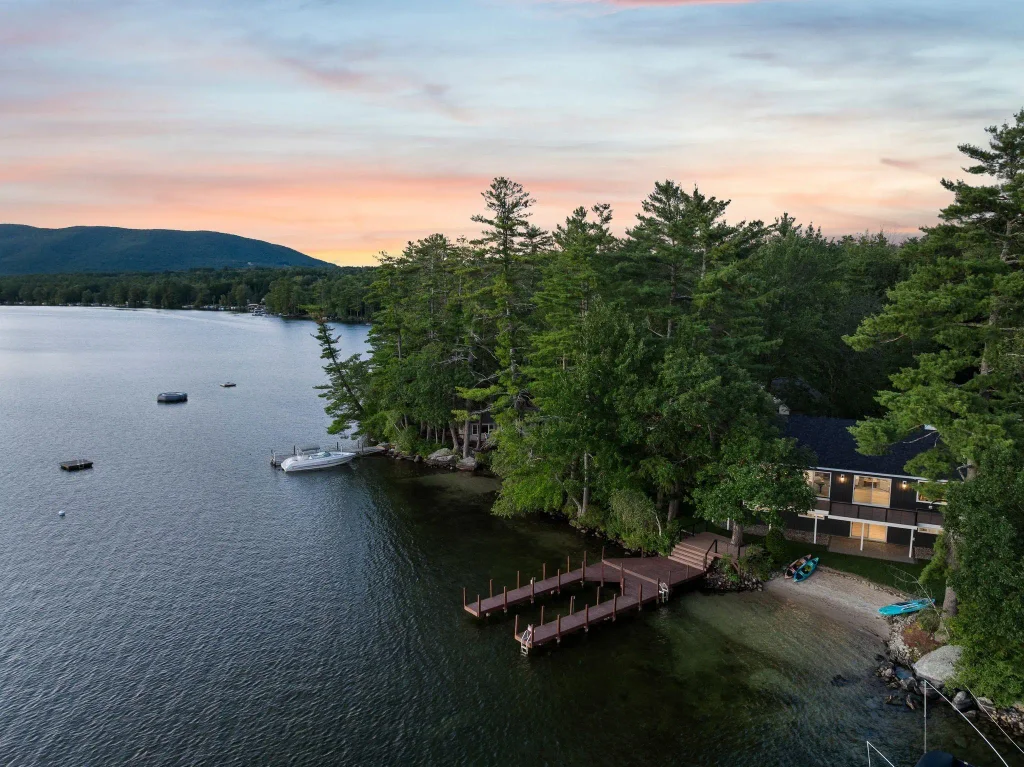 320 Redding Lane, Moultonborough