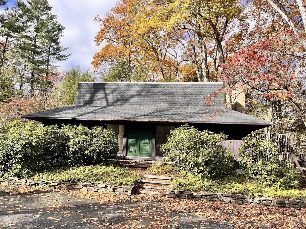 23 Orchard Drive, Durham