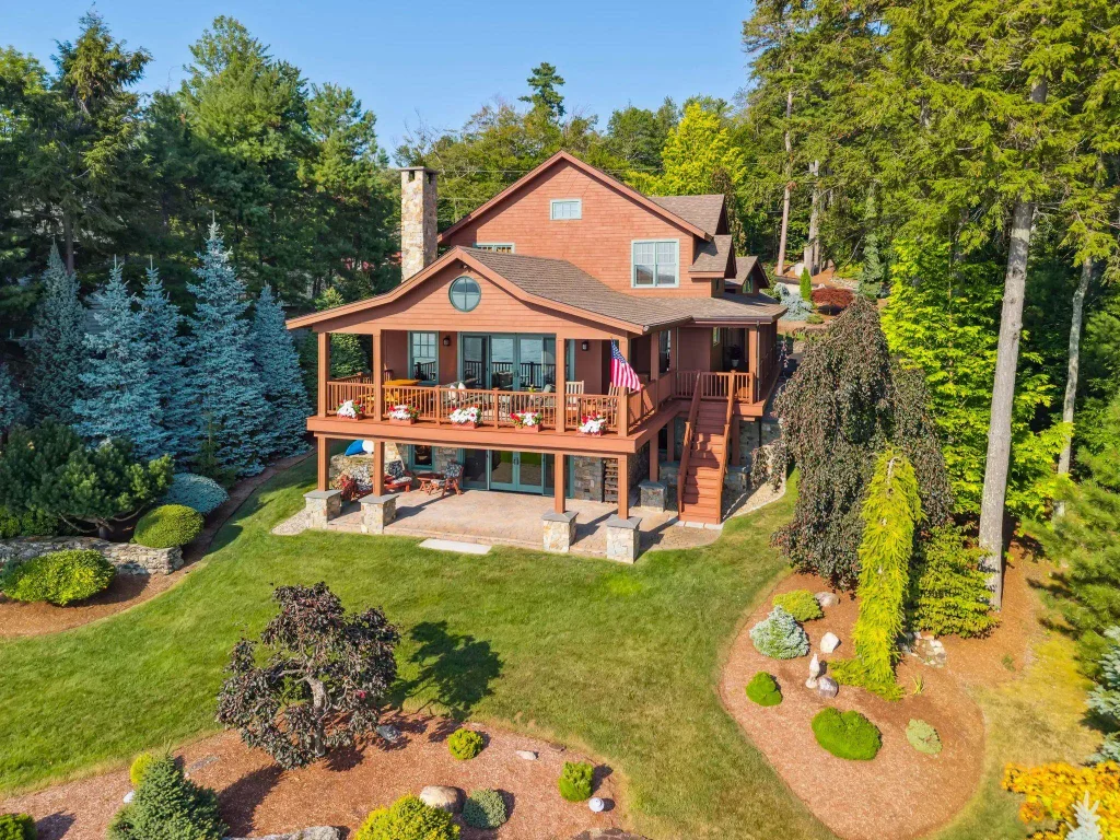 130 West Point Road, Moultonborough
