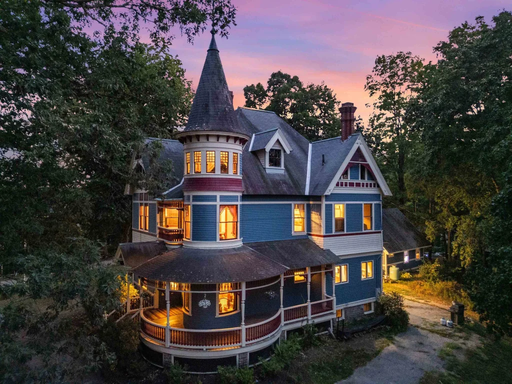 68 Center Street, Wolfeboro