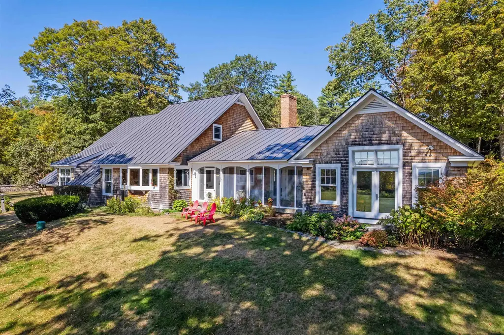 68 Breck Hill Road, Lyme