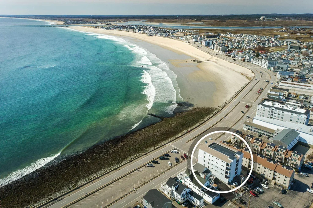 465 Ocean Boulevard, Hampton