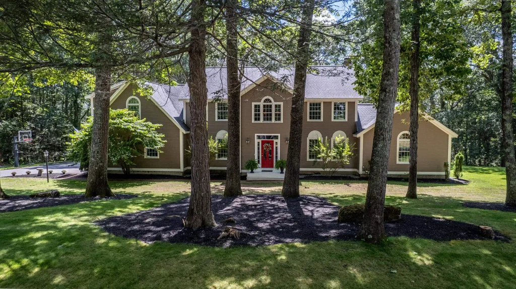 37 Gale Road, Hampton