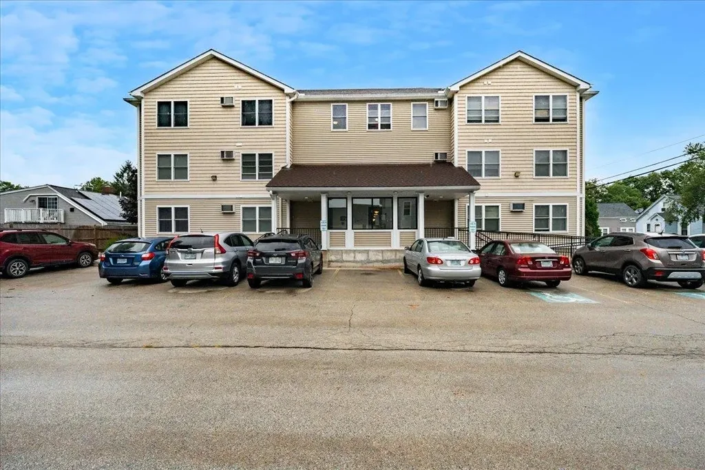 15 Lovell Street, Nashua