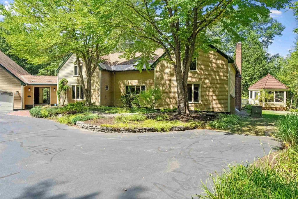 133 Sargent Road, Holderness