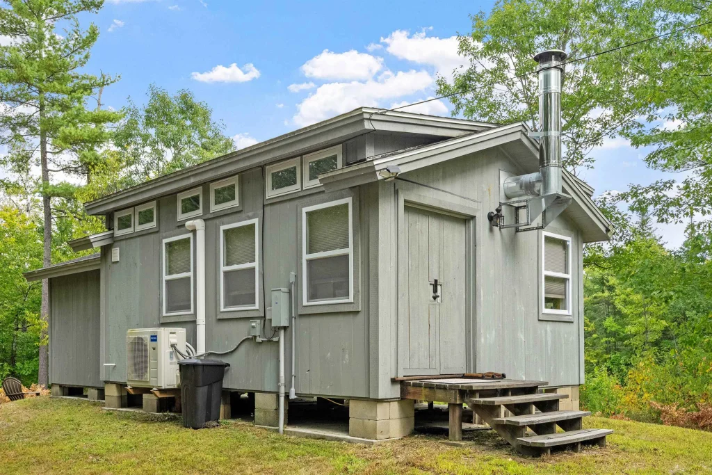 538 Lily Pond Road, Haverhill