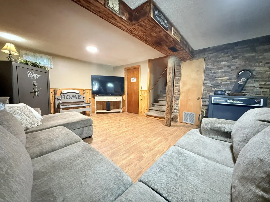 223 Chestnut Street, Claremont