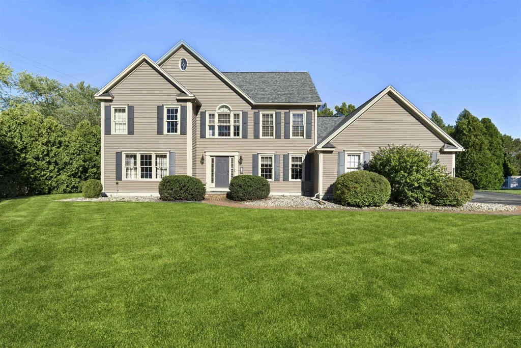 3 Playhouse Circle, Hampton