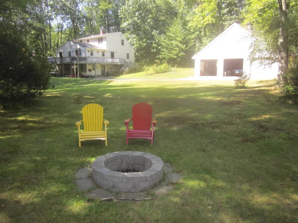 948 Strafford Road, Barrington