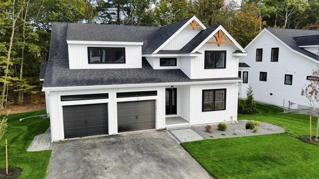 16 Little River Road, Exeter