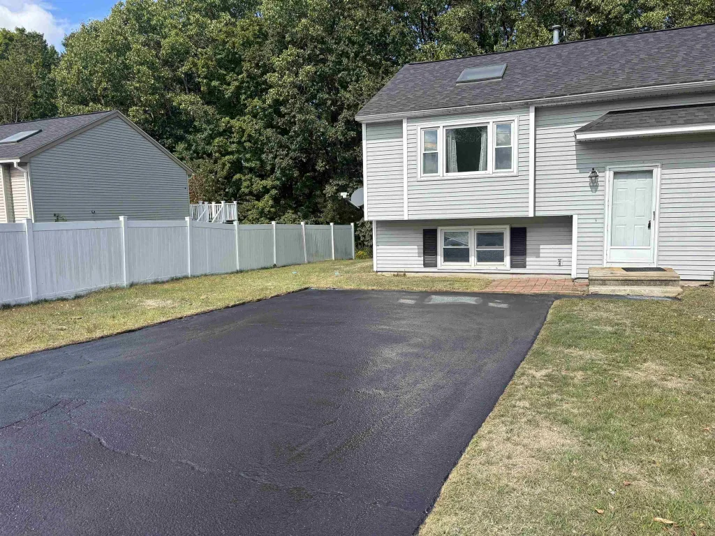 90l Derryfield Road, Derry