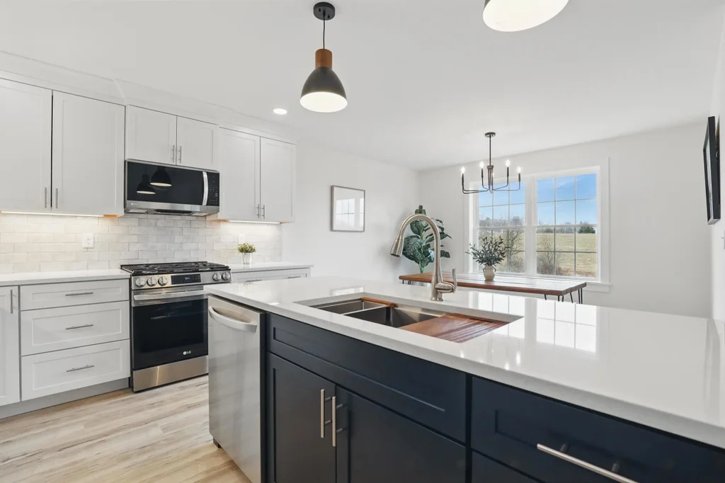 17 Brook Circle, Northwood