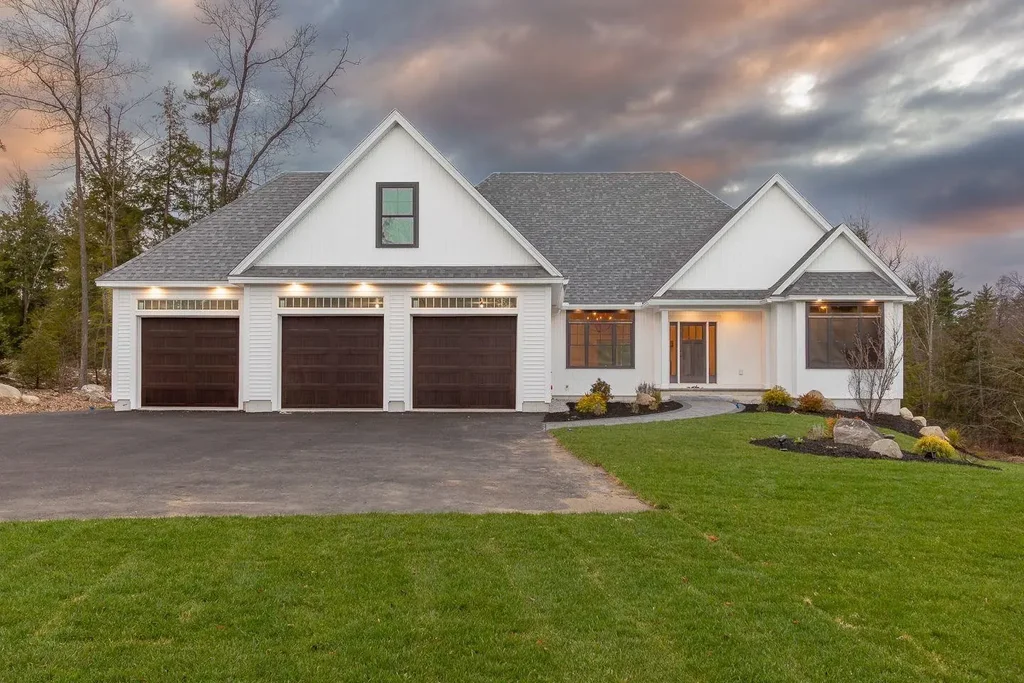 36 Westover Lane, Bow