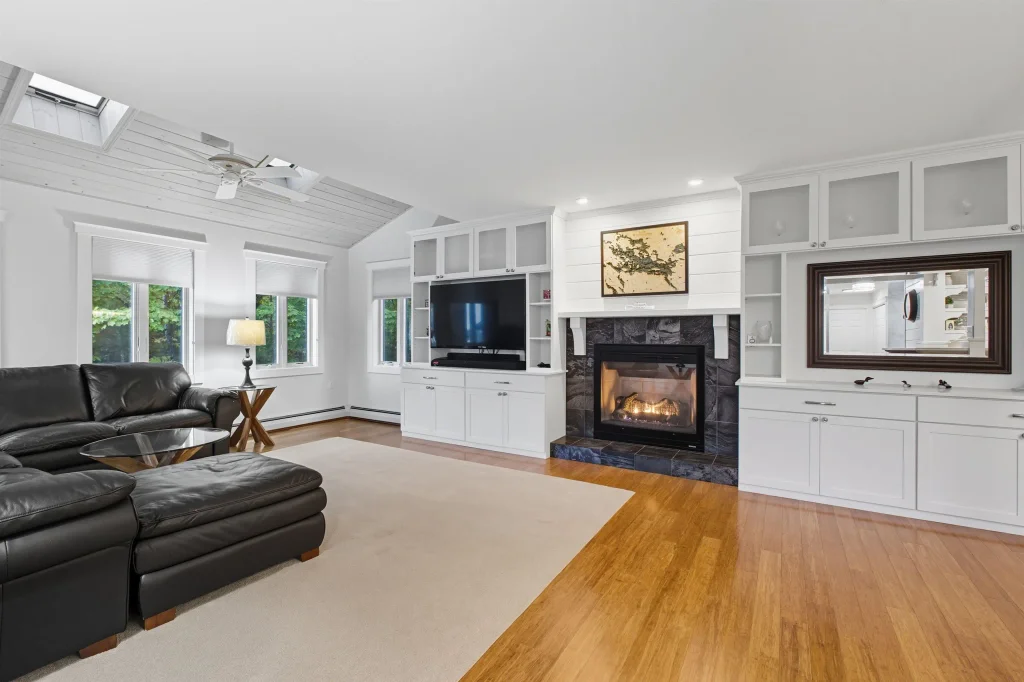 11 Lantern Circle, Laconia