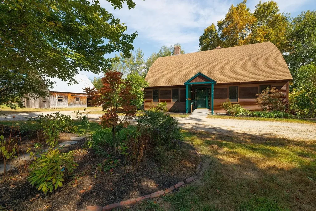 250 King Street, Boscawen