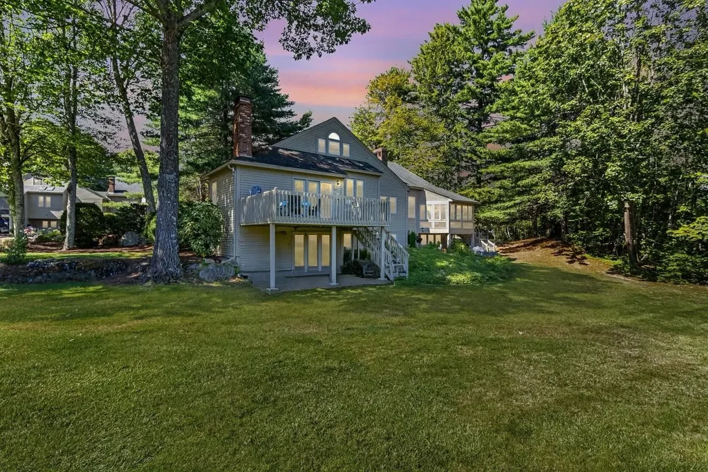 8 Crane Circle, Laconia