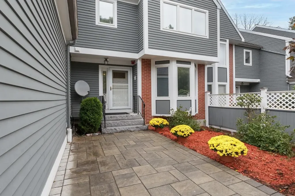 49 Hickory Lane, Windham