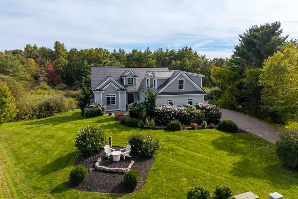 19 Schooner Drive, Dover