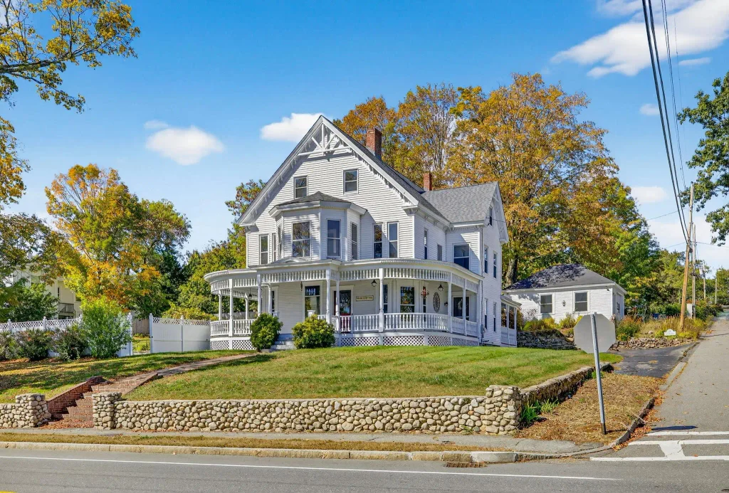 84 East Broadway Street, Derry