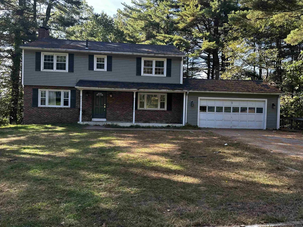 29 Dickens Street, Nashua