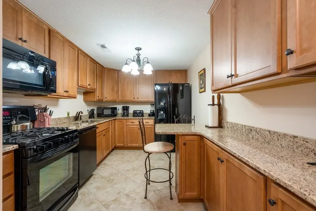 73 Bluestone Drive, Nashua