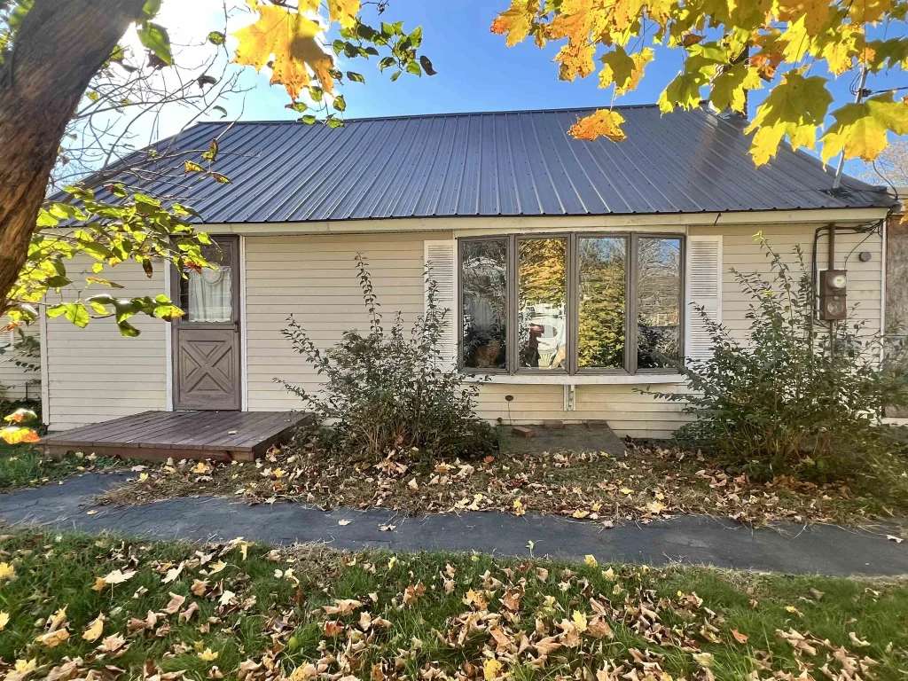 13 Fairbanks Road, Newport