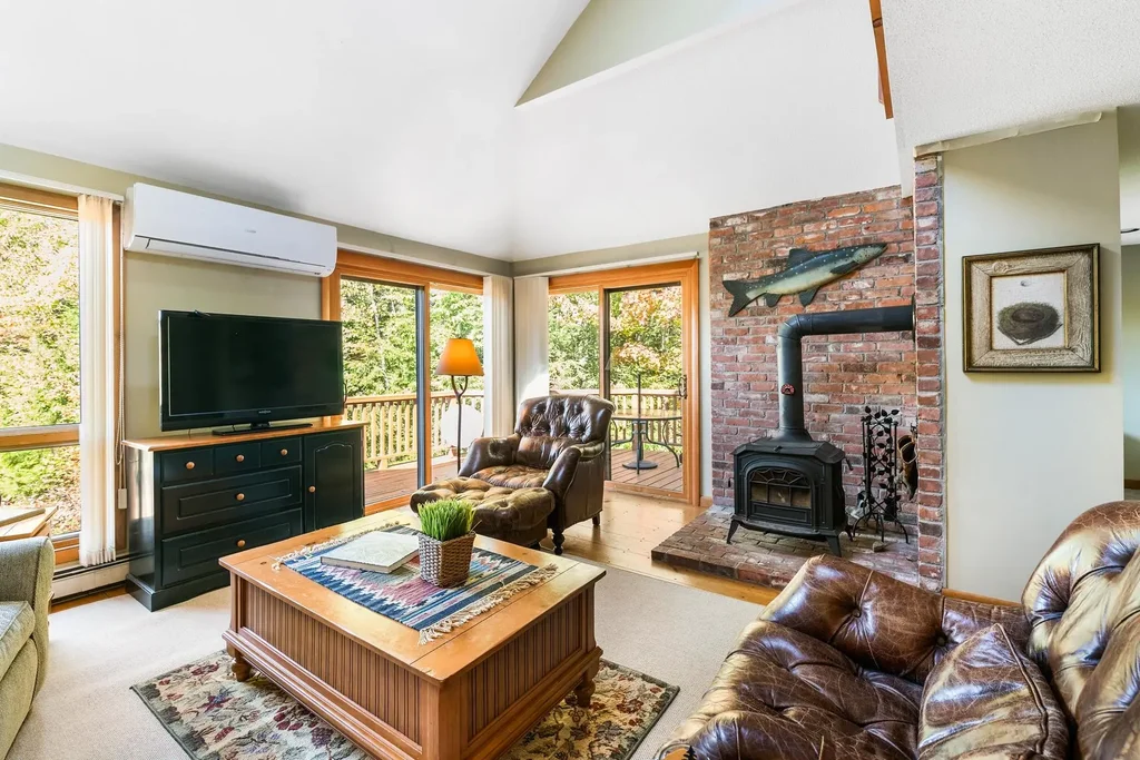 26 Barn Owl Overlook, Grantham