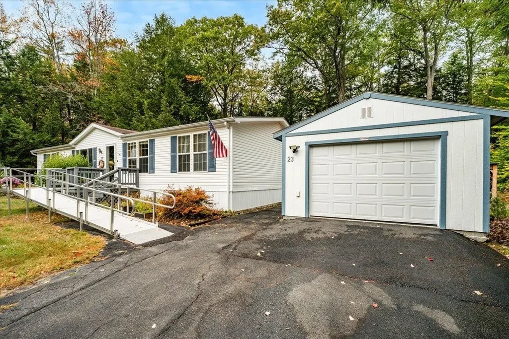 23 Eagles Way, Alton