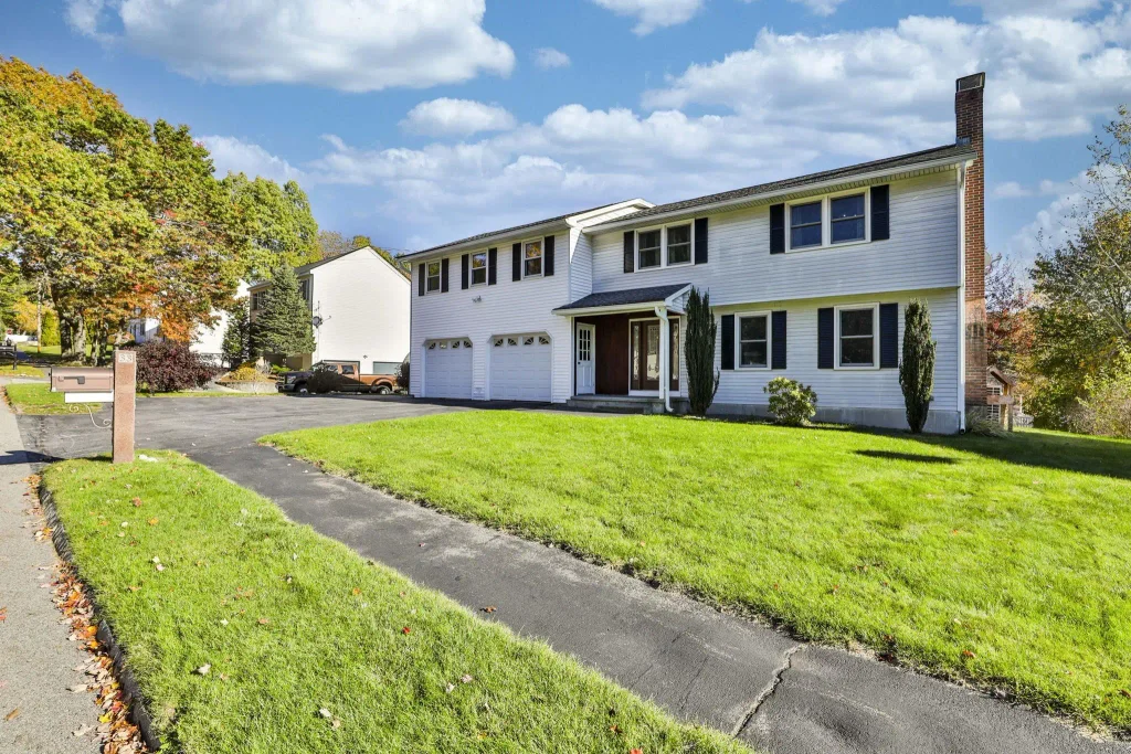 33 Cannon Drive, Nashua
