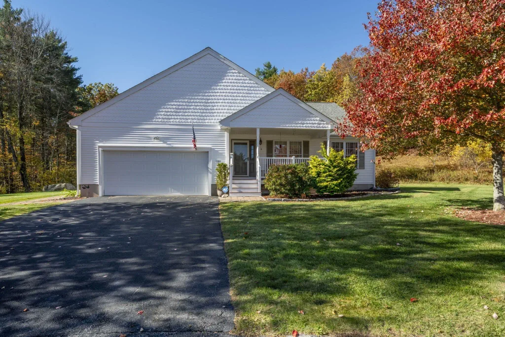 184 Apple Brook Way, Manchester