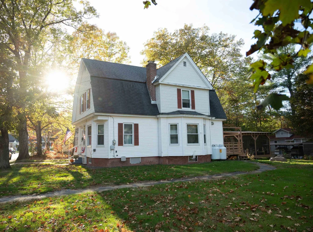 35 Woodland Street, Claremont