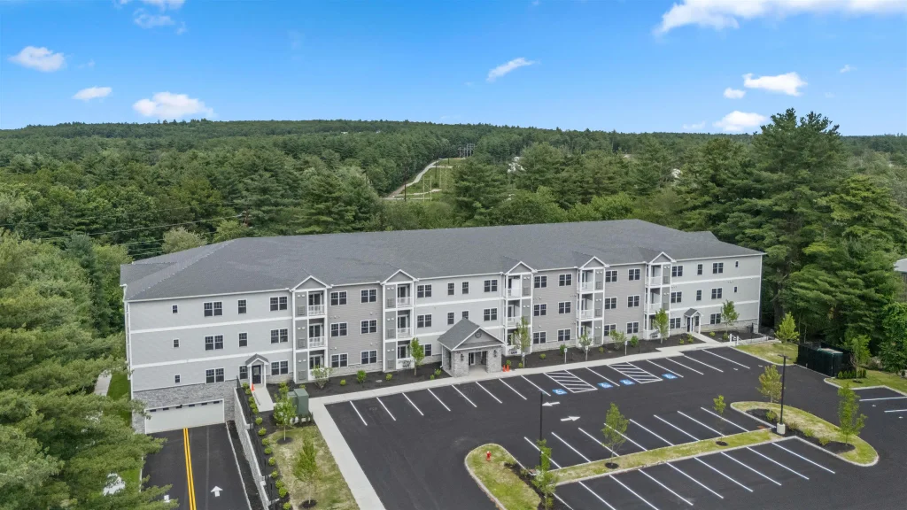 10100 S Willow Street, Manchester