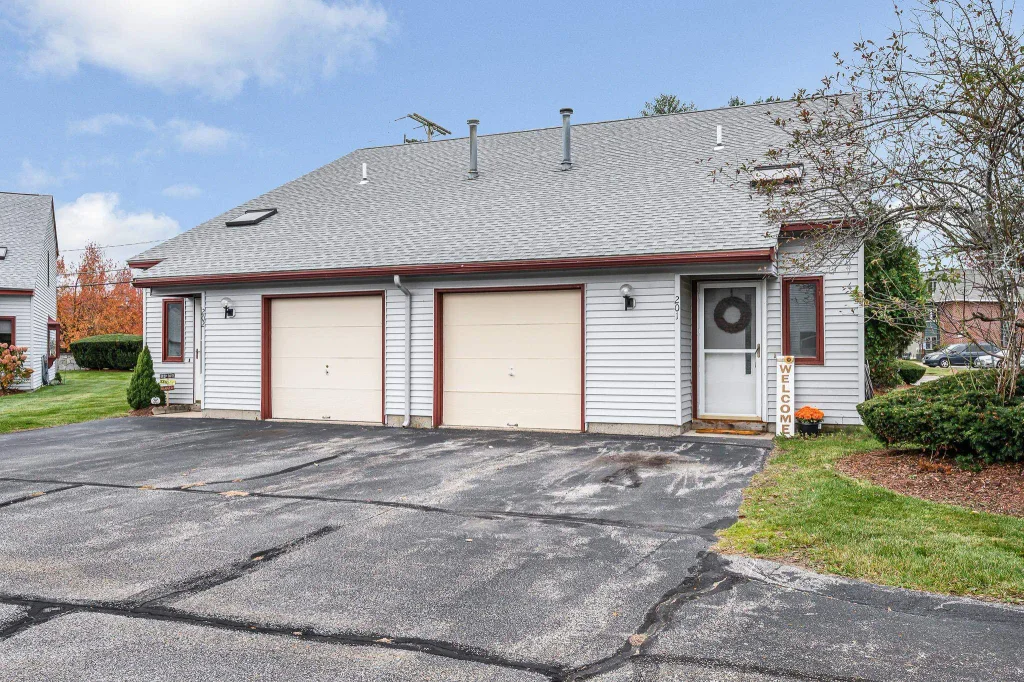 201 Millwright Drive, Nashua