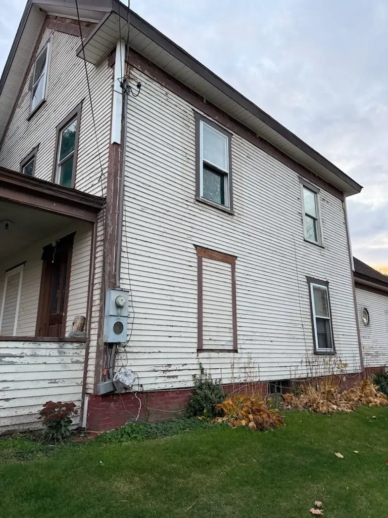 2819 Dartmouth College Highway, Haverhill