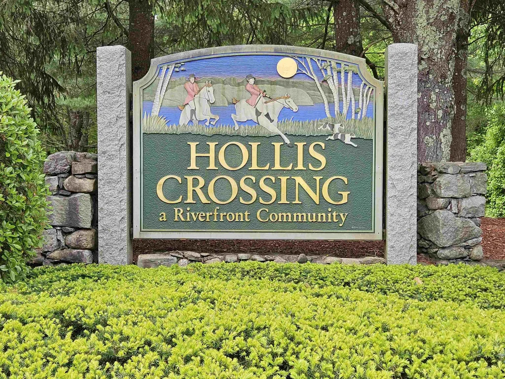 76 Bartemus Trail, Nashua