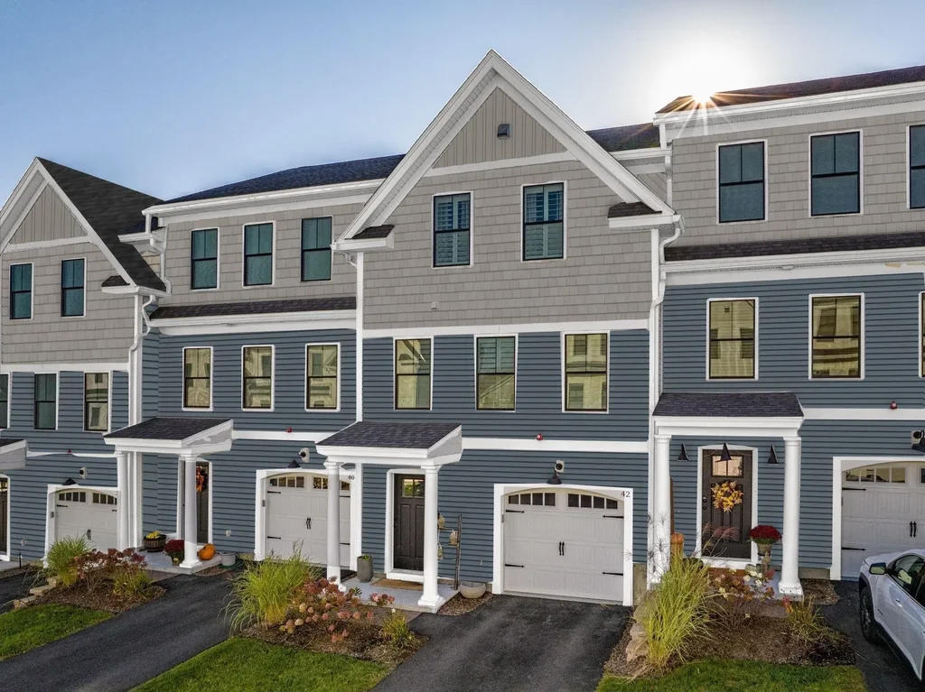 22 Lenox Drive, Dover