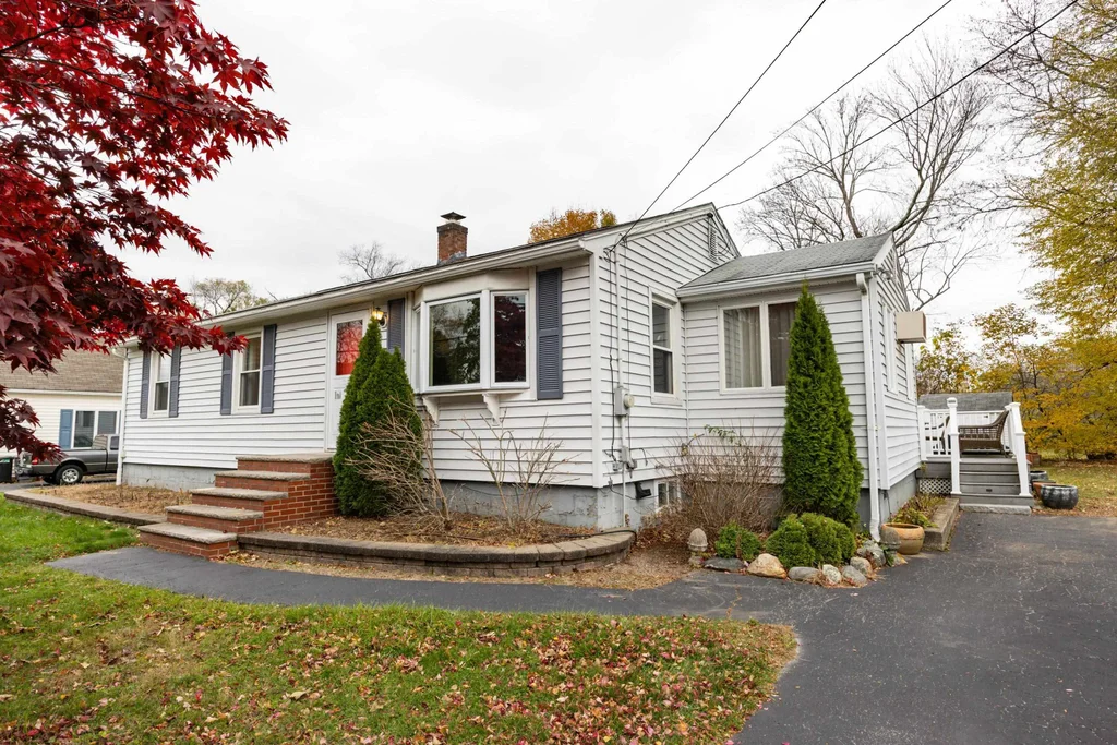 11 Maclarnon Road, Salem