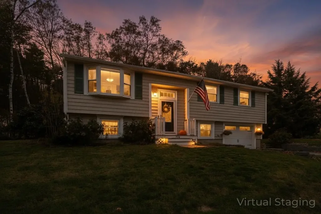 174 Oak Hill Avenue, Manchester