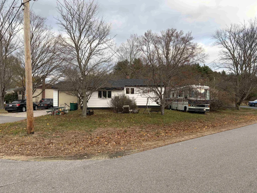 38 Western Avenue, Rochester