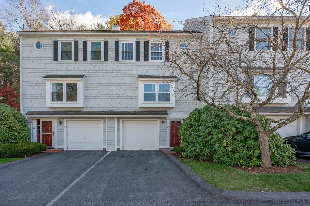 62 Stillwater Drive, Nashua