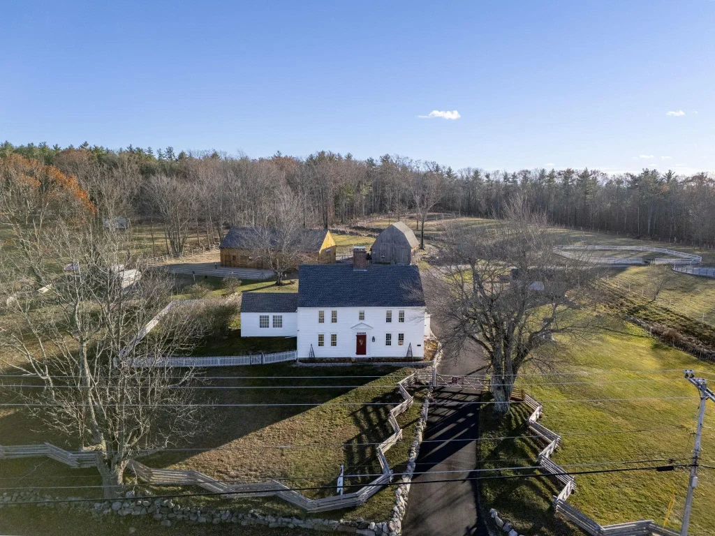 392 High Street, Candia