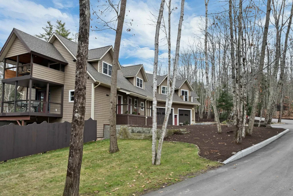 1 Sanctuary Lane, Meredith