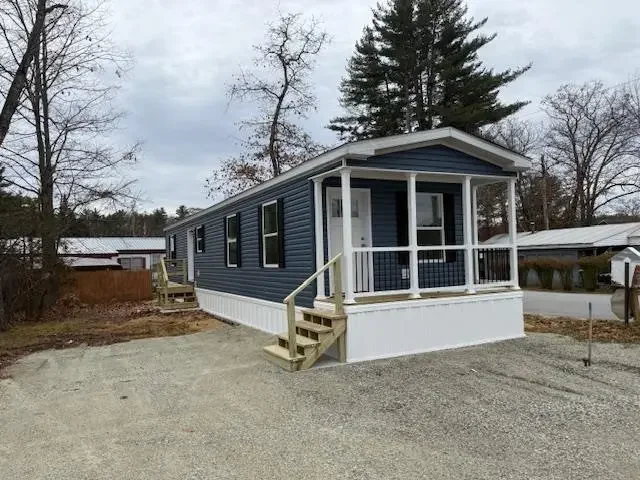 10 Courtesy Avenue, Belmont