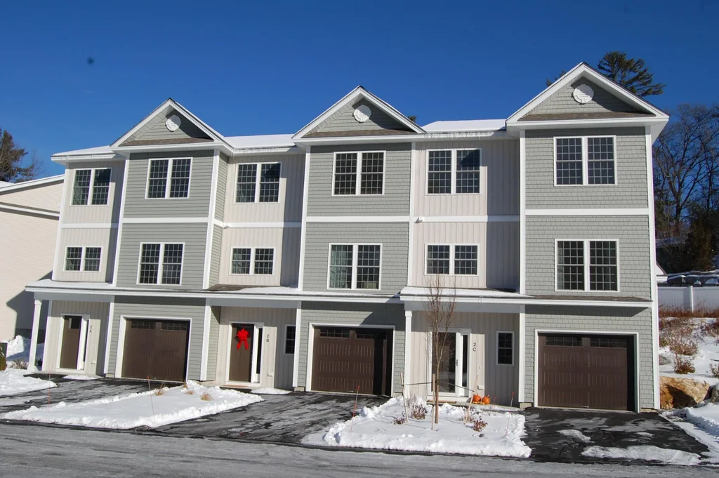 2a Dearborn Circle, Goffstown