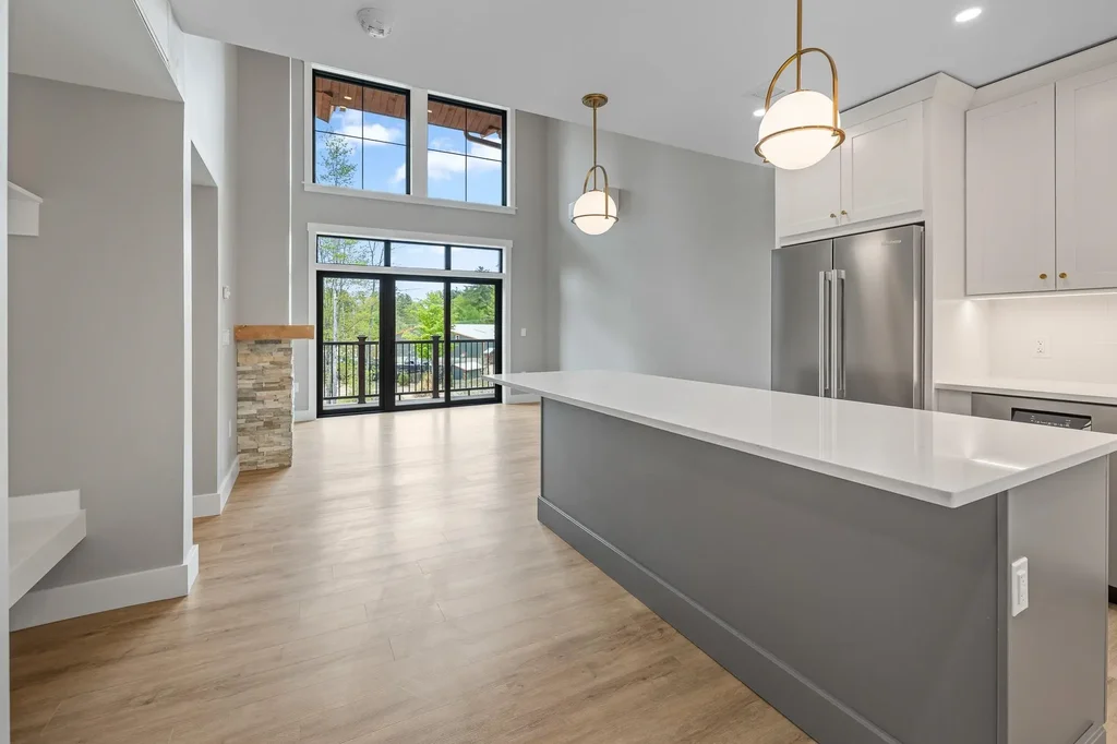 243 Skimobile Road, Conway