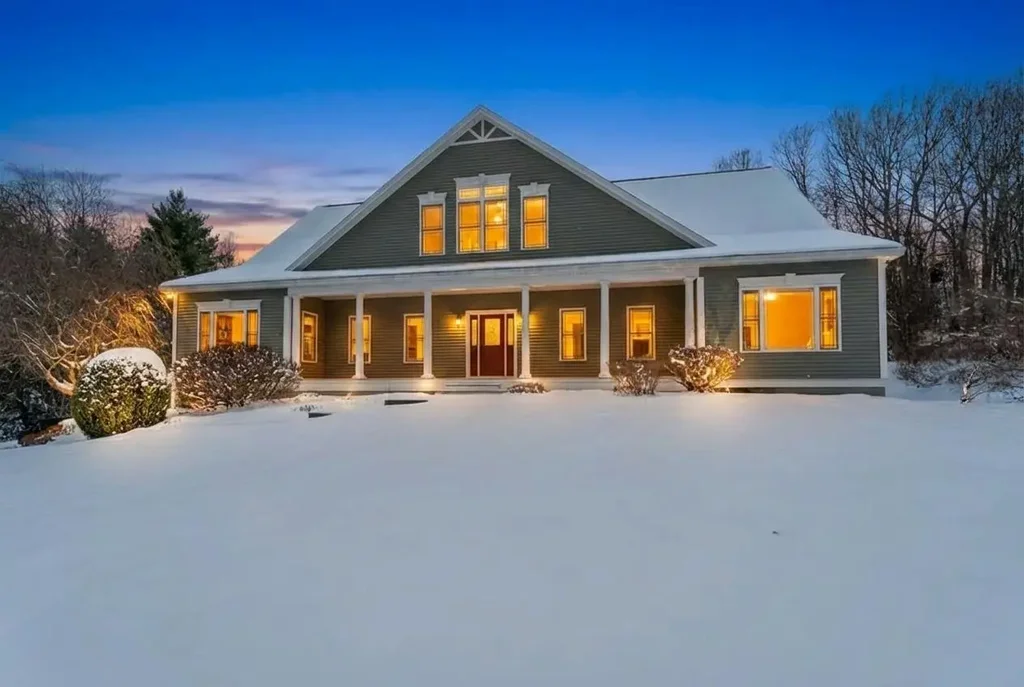 30 Horizon Drive, Goffstown