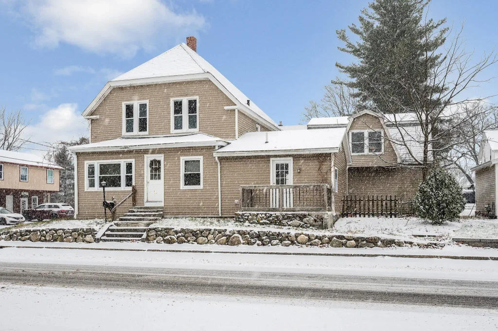 32 Crystal Avenue, Derry